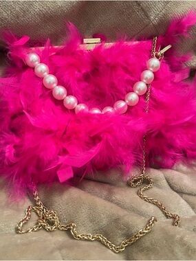 Hot Pink Feather Pearl-Handle Evening Clutch with Gold Chain